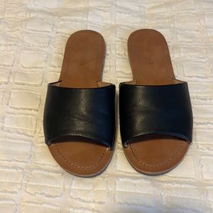 Set of two Sandals